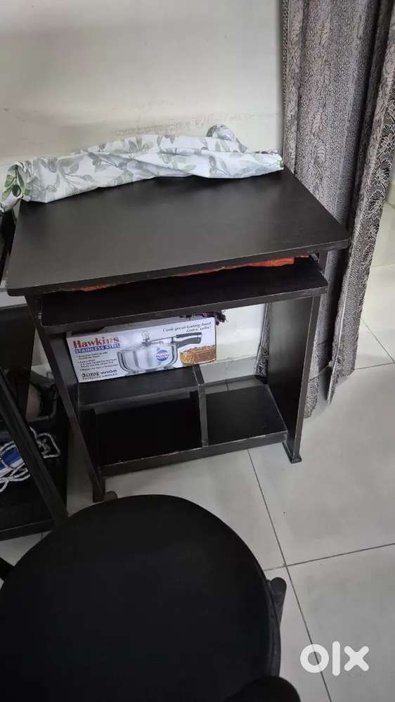 Computer Table with Chair
