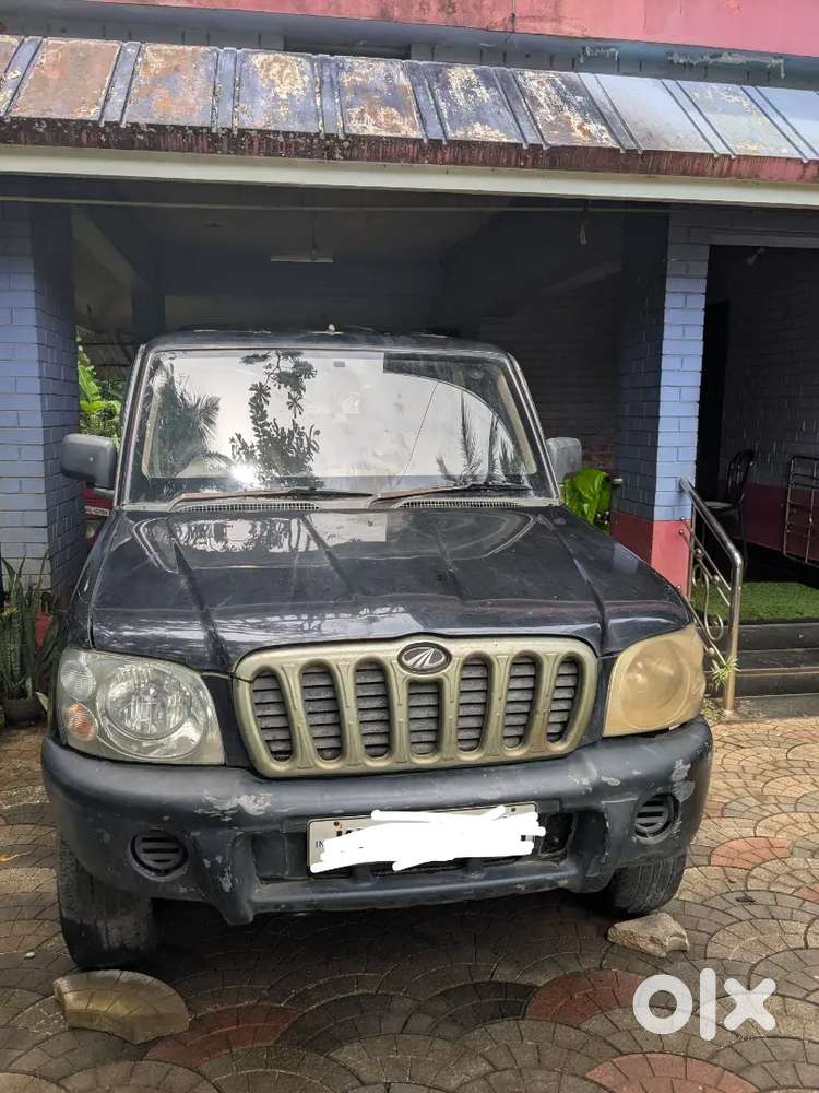 Mahindra Scorpio 2002