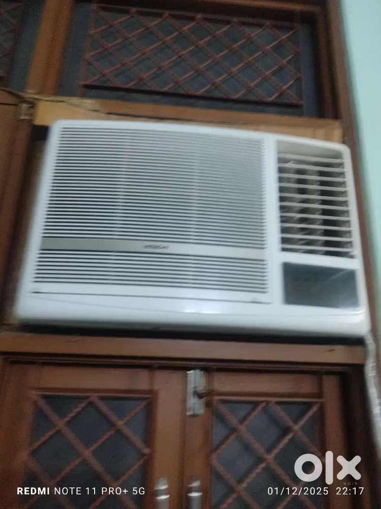 Hitachi inverter Ac for sale