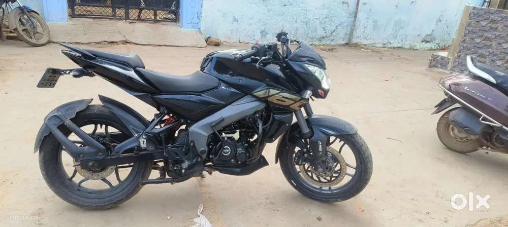 NS 160 Show room Condition EMI BOUNS CHE