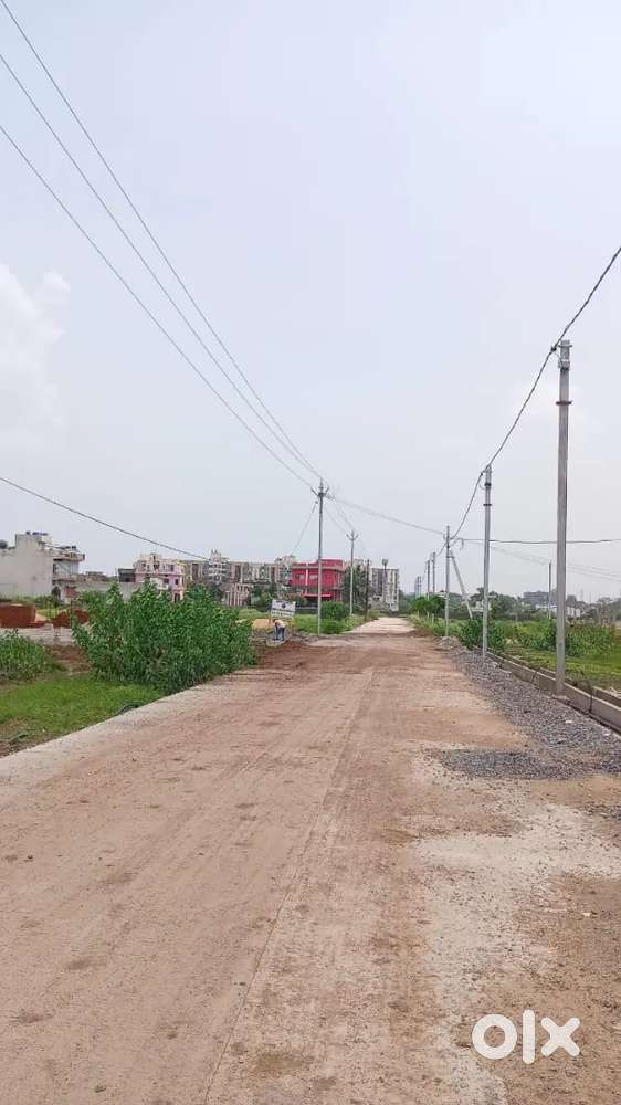 रायपुर के सबसे विकसित स्थान पर प्लॉट बेचना है