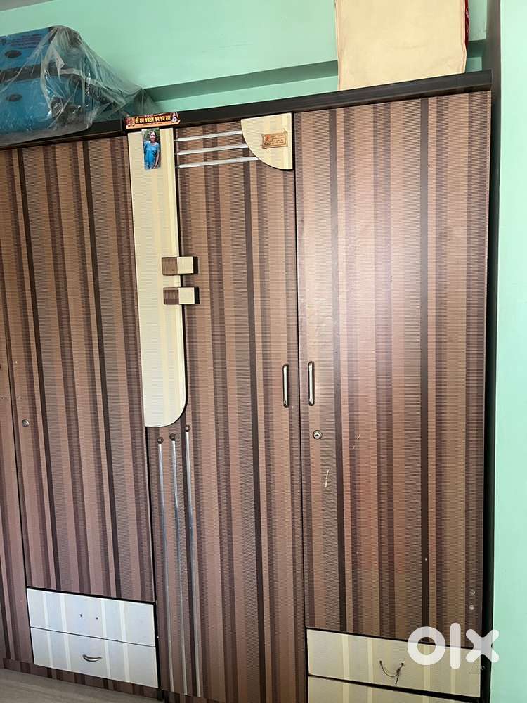 2 Wardrobs on Sell