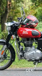 Selling my Royal Enfield Classic 350 (Red & Black) in great condition