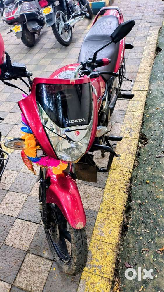 CB Unicorn 150 in excellent condition with 50 plus mileage.