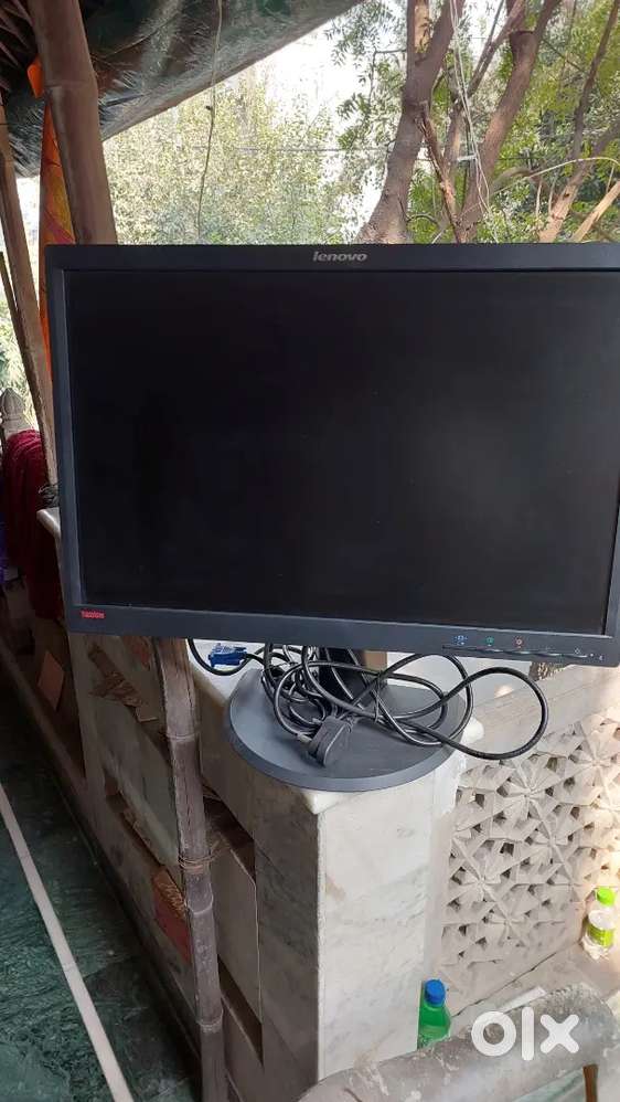 Lenovo 22 inches monitor