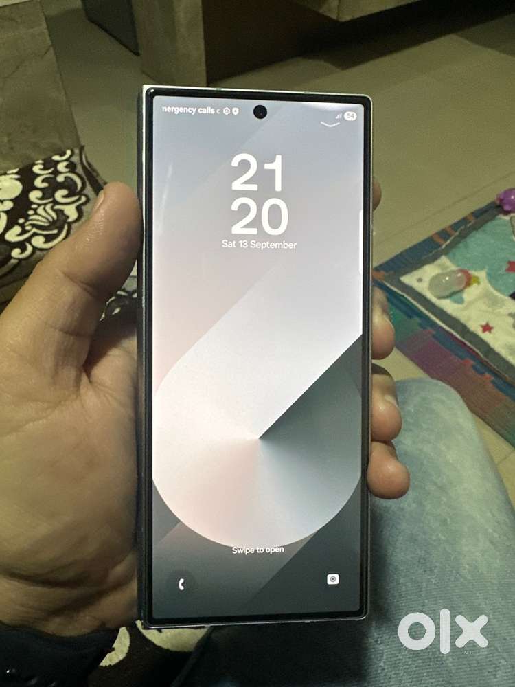 Samsung galaxy z fold 6 silver shadow clean condition
