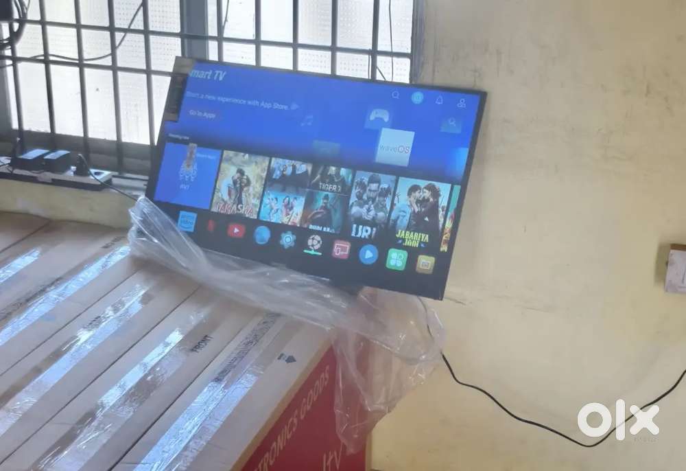 40 inch sony smart Android frameless oled 4k 3yr display waranty 11500