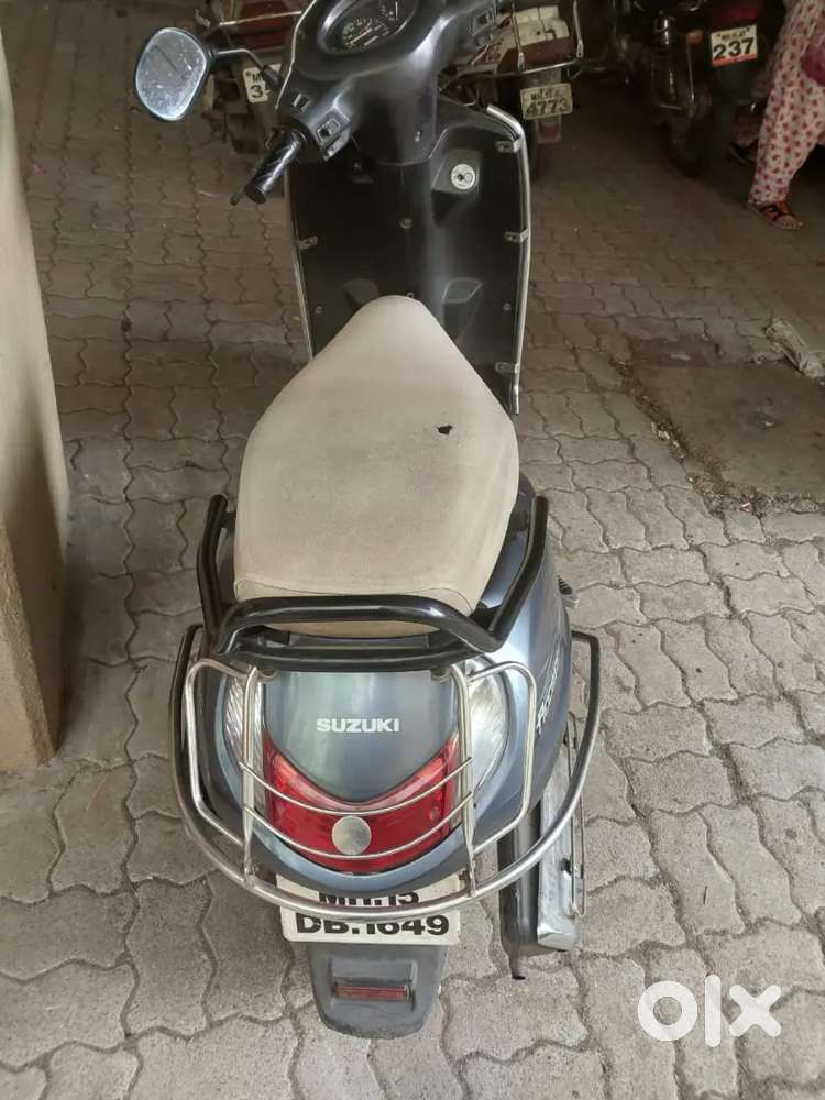 Good condition single hand use new tyre