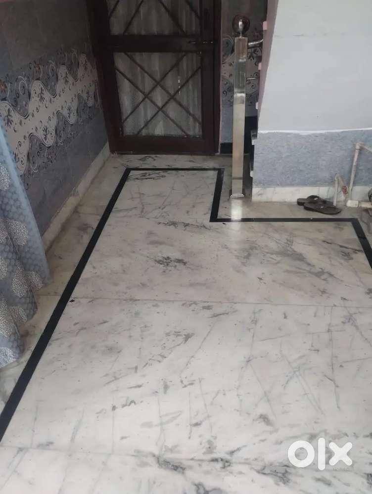 Only girls 2 room set with light + wiifii + 2 folding+table