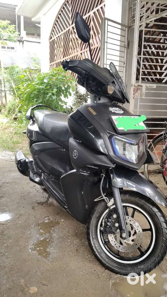 Scooty cygnus Ray-z 125