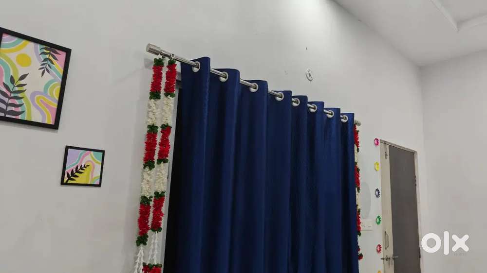 Urgently need 1 girl roommate for 1RK.