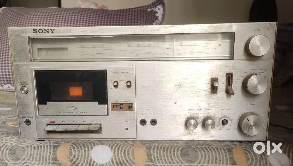 Sony stereo amplifier and Panasonic 5.1 home theater in Brand new cond