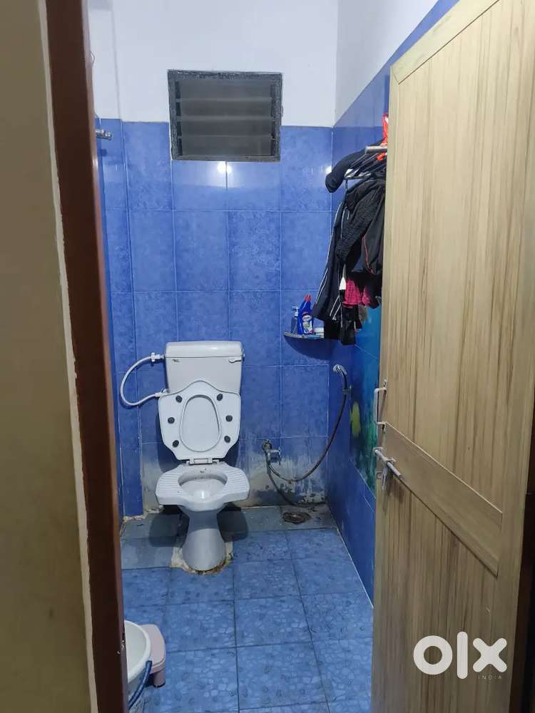 2bhk flat need flatmate only male