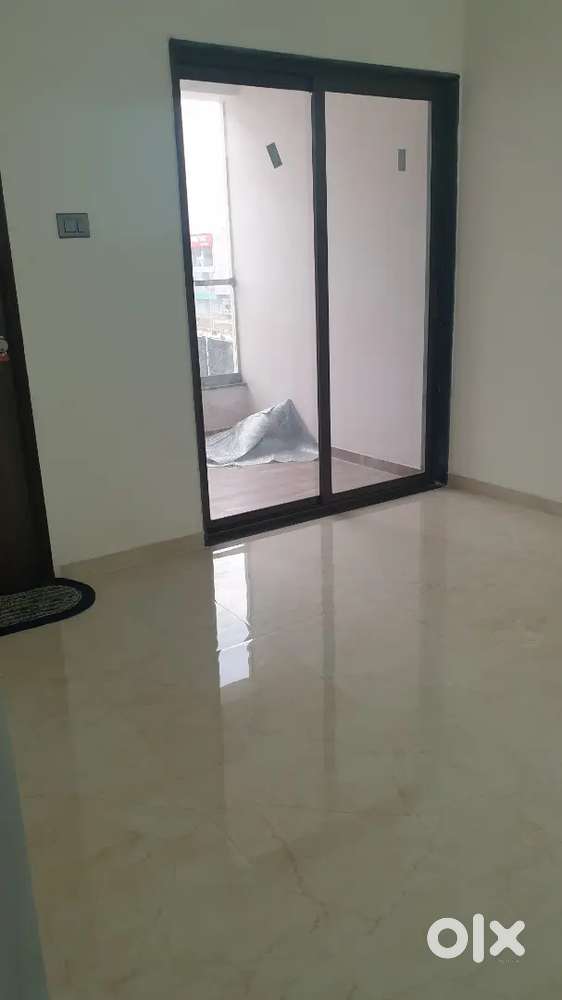 PreBesa piramid City gold 3 bhk flat only family