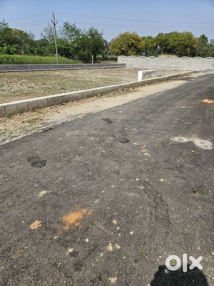 Buy a plots in Lucknow metro city near new jail at Khujauli market