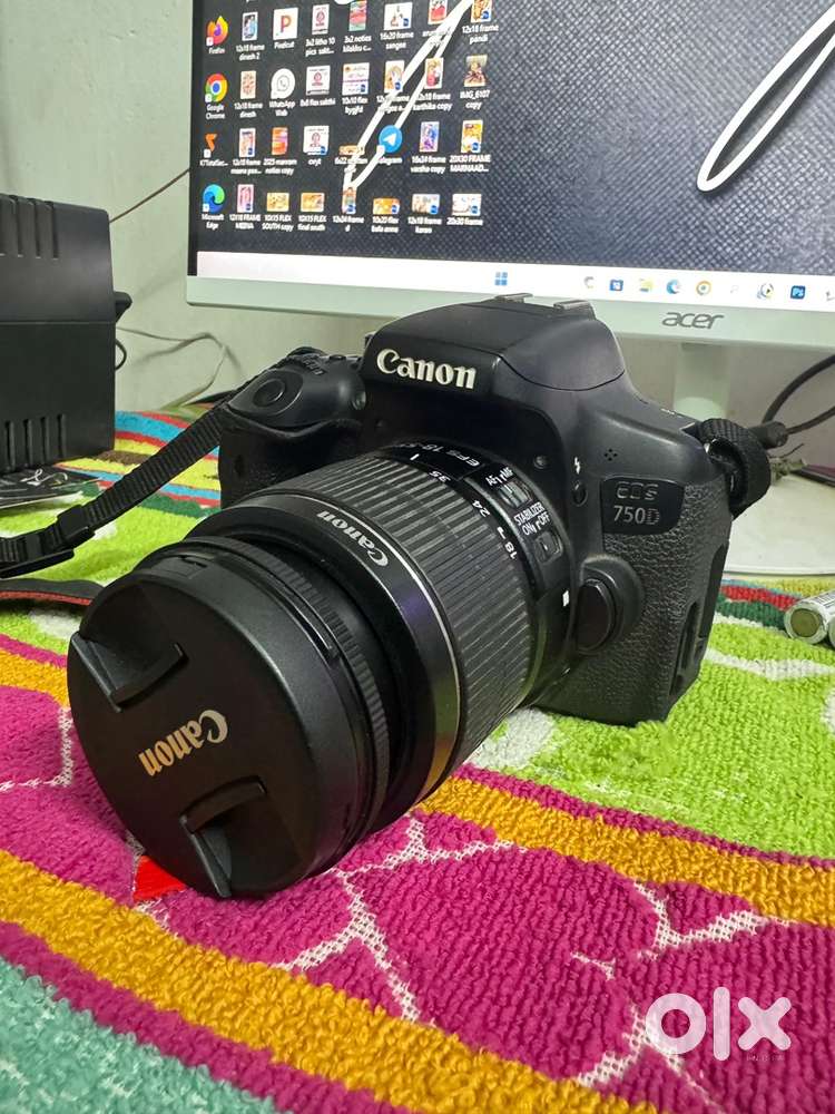 Cannon eos 750D with kid lens and 250 mm lens