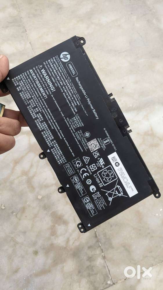 HP HW03XL Laptop batter and wifi card