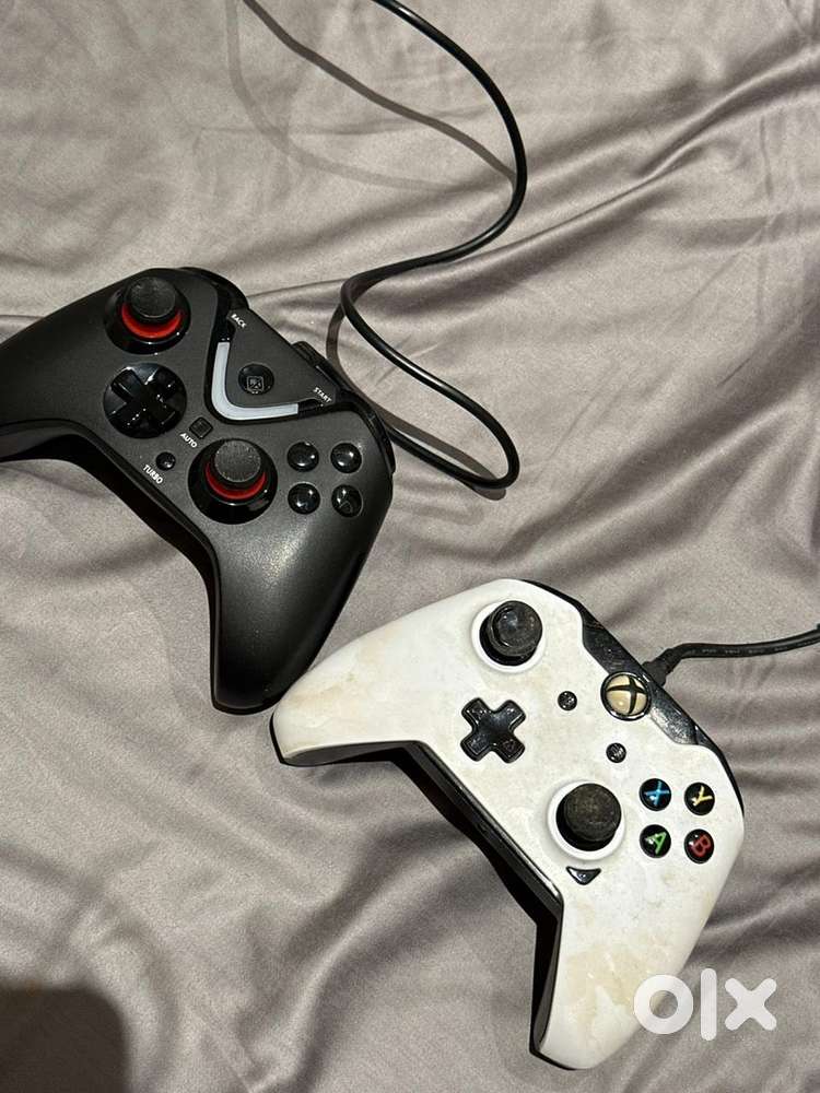 2 wired gaming controlle for sale