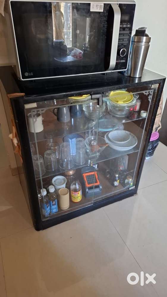 Crockery unit in great condition