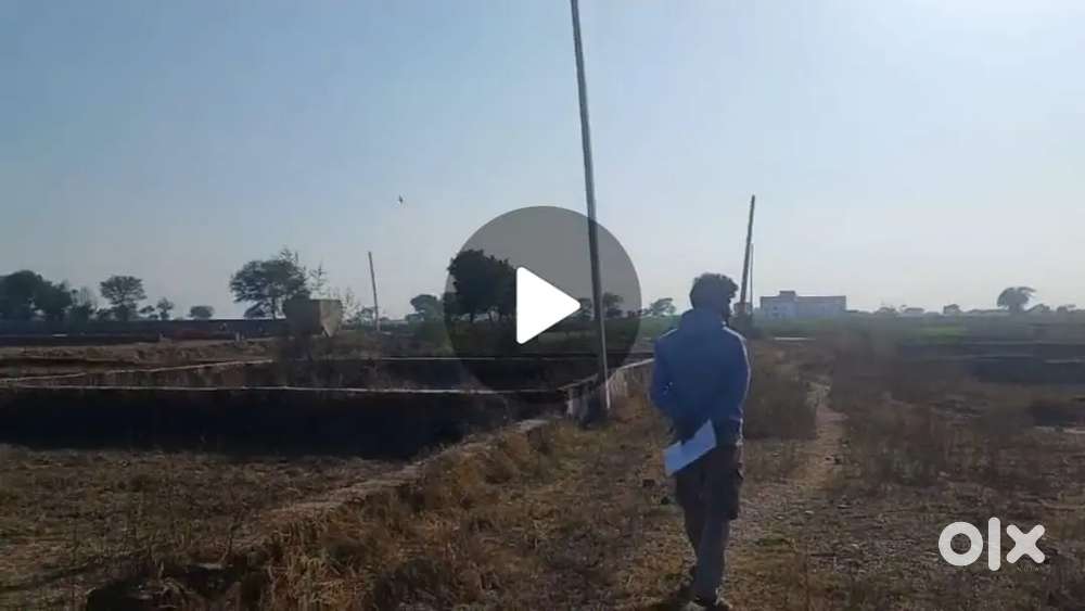 Plot very premium Location