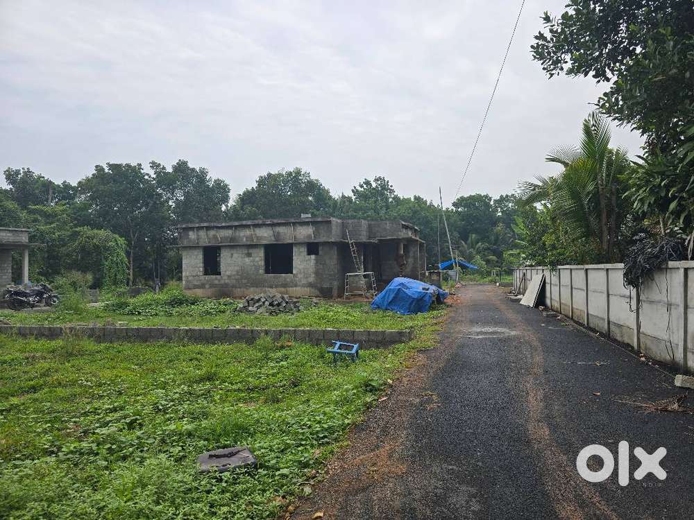 3Cent 4 Cent Residential Plot for Sale In Neericode, Near Kongorpilly