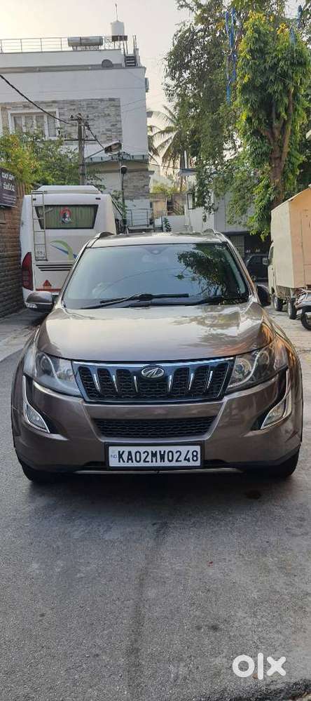 Mahindra XUV500 2.2 W10, 2017, Diesel