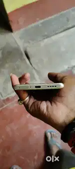 Single Hand use phone