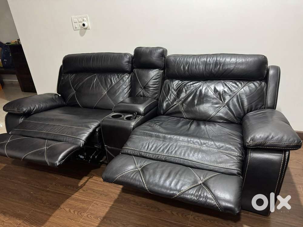 4 Seater US made leather Recliner