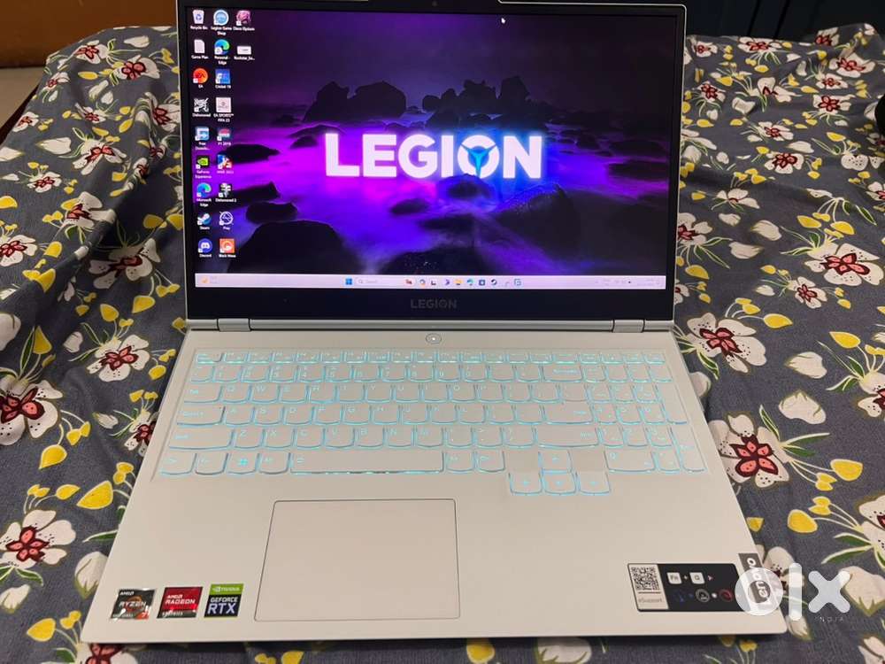 Lenovo Legion 5 Stingray White Edition