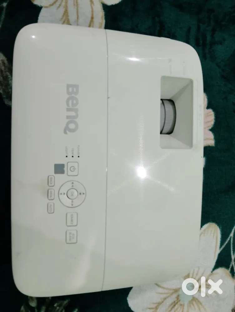 BenQ projector  top condition