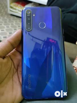 Realme 5 pro all original completely working condition 8gb ram 128gb