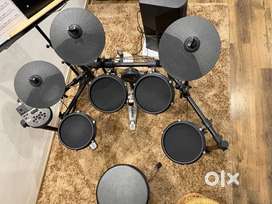 Electronic drum set - Alexis Nitro mesh along with Pearl Drum Throne