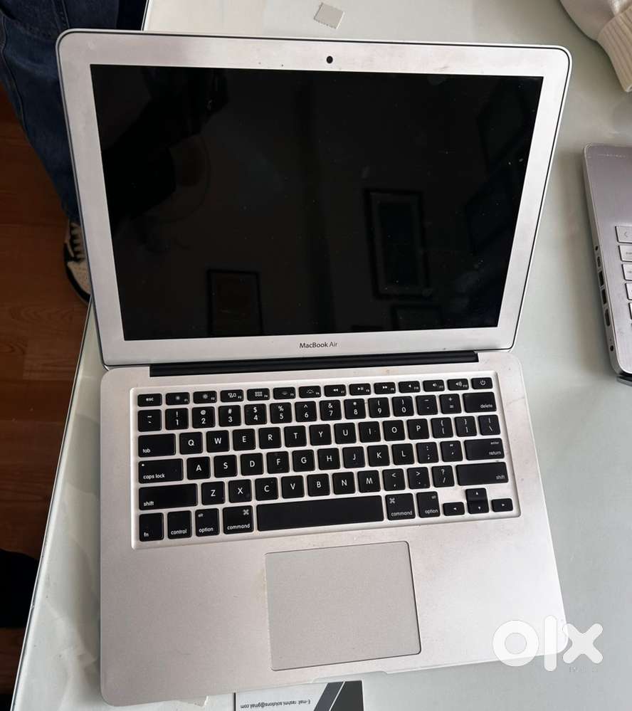 Apple MacBook Air Intel Core i5