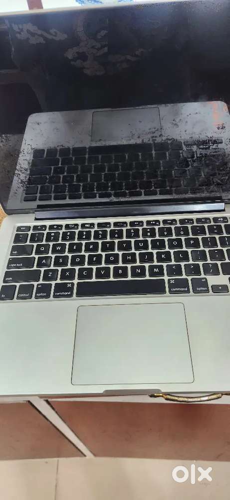 Macbook pro 2016 model