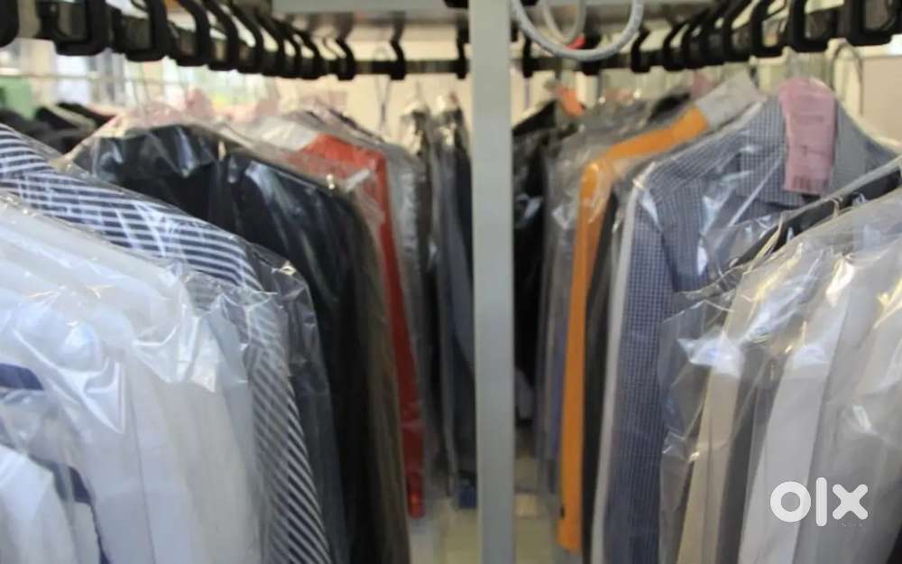 Kinfra parkലേക്ക് helpers നെ ആവശ്യമുണ്ട് (male)