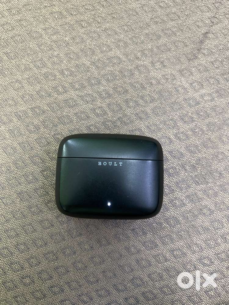 Boult z60 earbuds