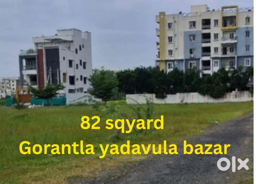 82 sqyard East face 30 feet road Gorantla