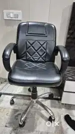 Set of office table and chair