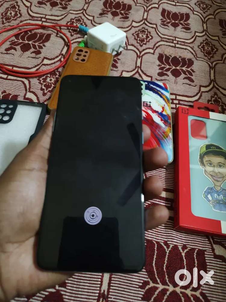 Oneplus 9r for sale like new