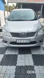 Toyota Innova 2012 Diesel 110000 Km Driven