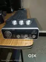 Audio interface behringer u-phoria UM2