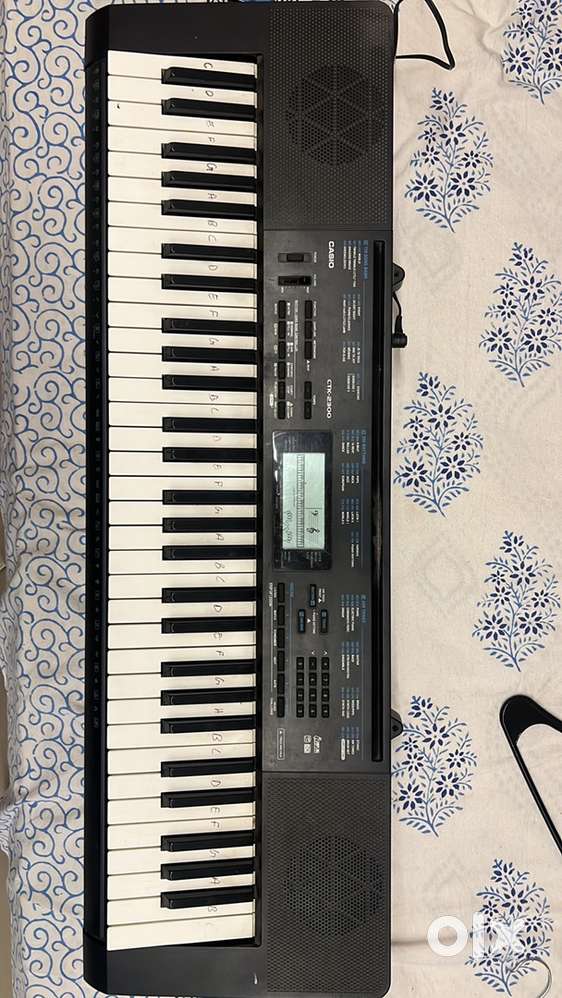 Casio CTK 2300 with Stand