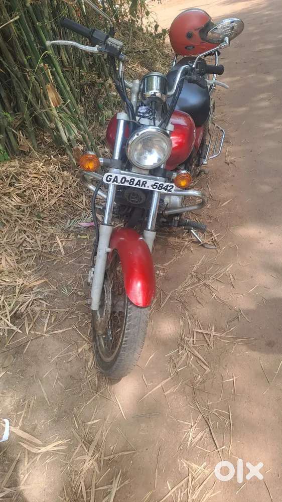 Bajaj avenger 220