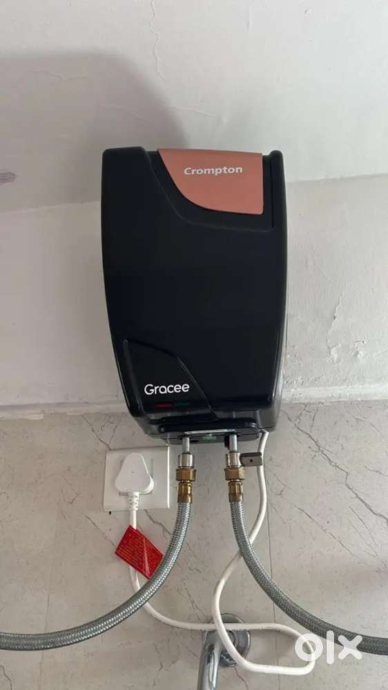 Crompton Greaves Instant Water Heater / Geyser