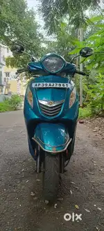 Fascino self start good condition
