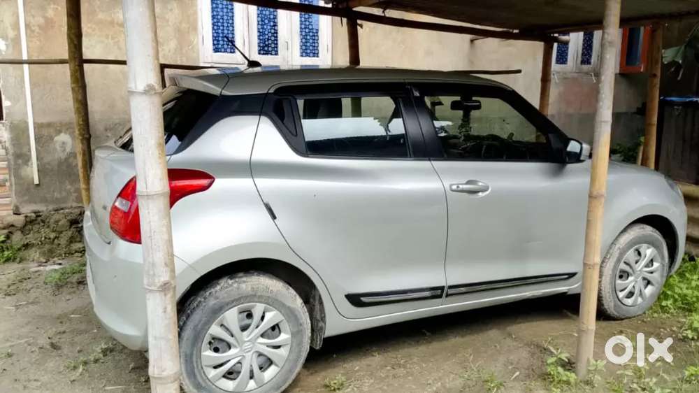 Maruti Suzuki Swift 2021 Petrol 75000 Km Driven