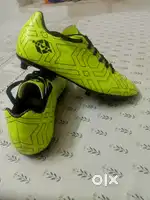 Football shoes