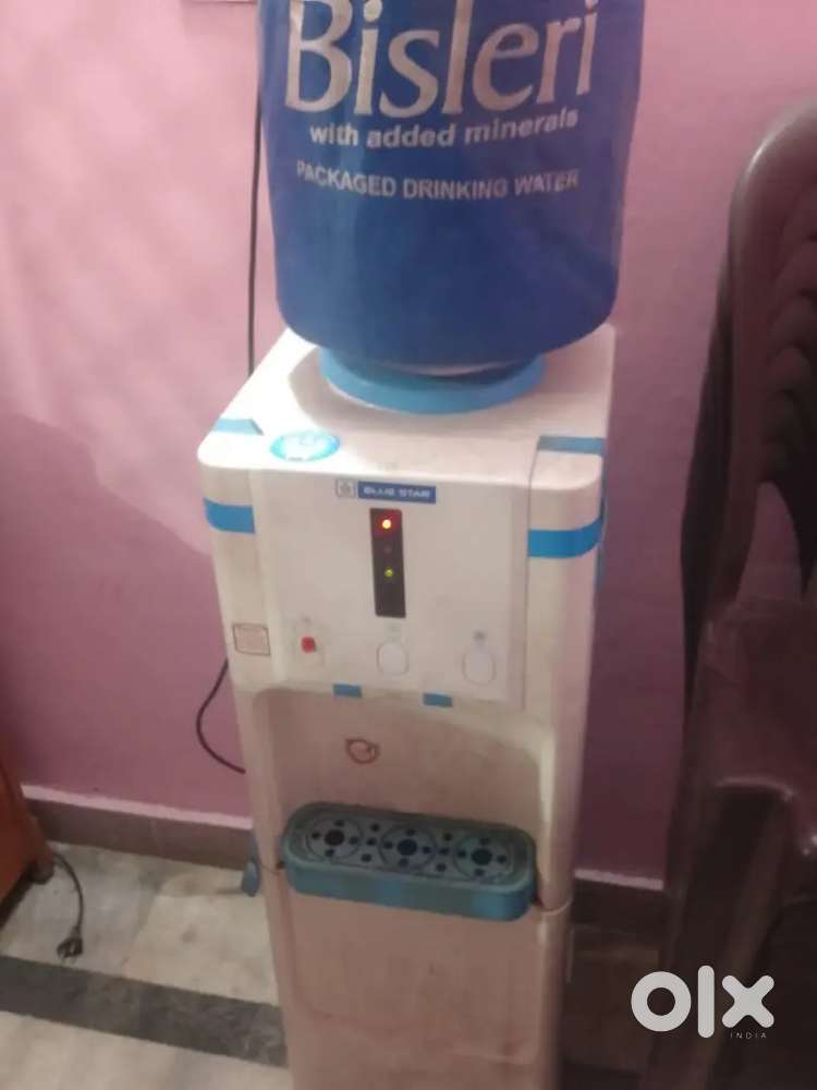 Water Dispensar/Cooler