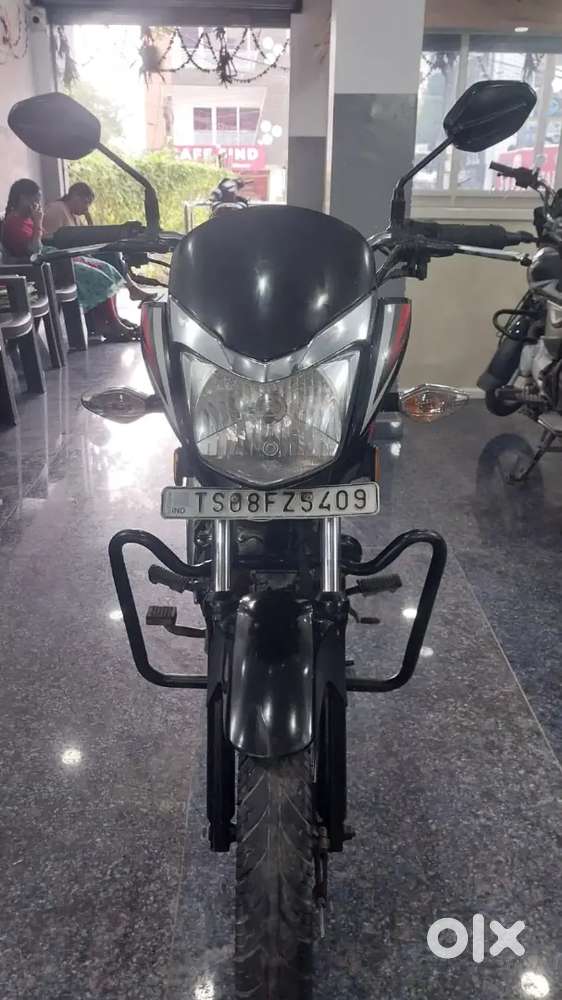 Honda CB shine 2018 model black and red color in good condition