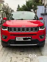 Jeep compass 2018 with panaromic sunroof, 10” screen, well maintained